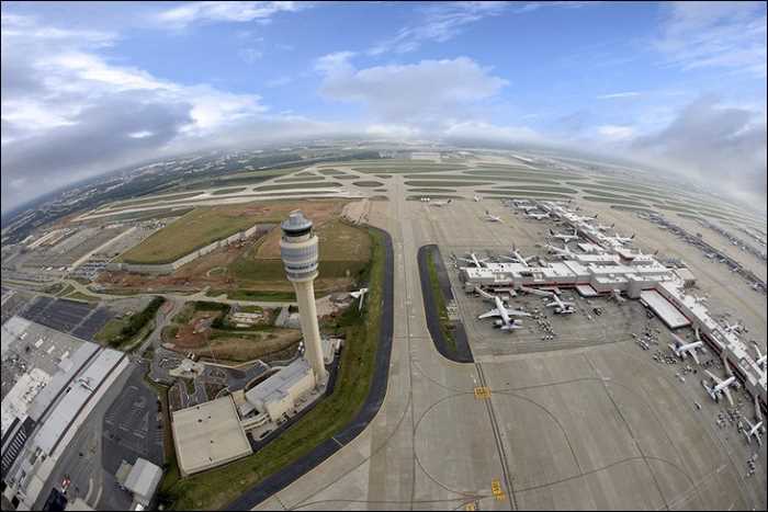 Aeroport Hartsfild Dzhekson 1 - Аэропорты США