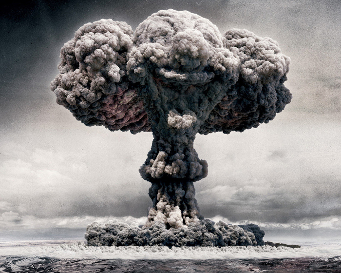 Ssbroshena pervaya v mire atomnaya bomba na g. Hirosimu - Гарри Трумэн - 33 президент США