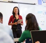 Зарплата учителей и воспитателей