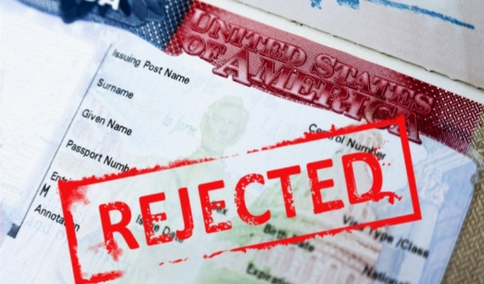 Otkaz vo vezdnoj vize - Политическое убежище в США